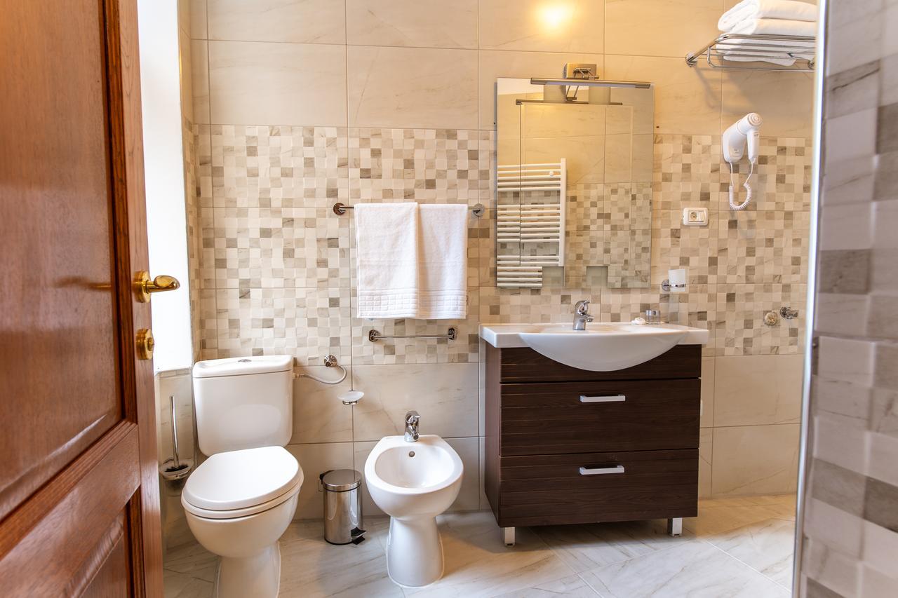 Aparthotel Bucharest Boutique By Jullie Esterno foto