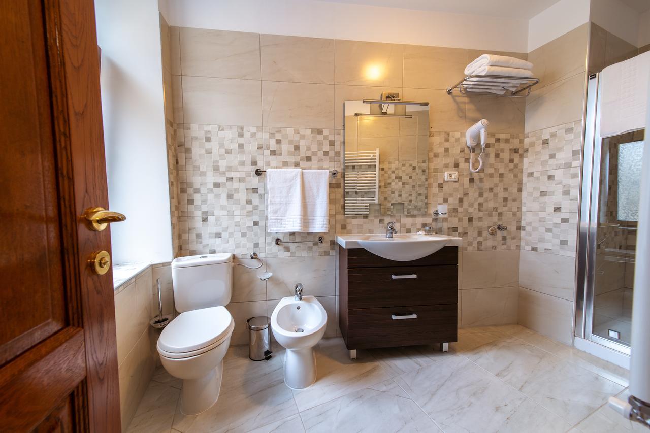 Aparthotel Bucharest Boutique By Jullie Esterno foto