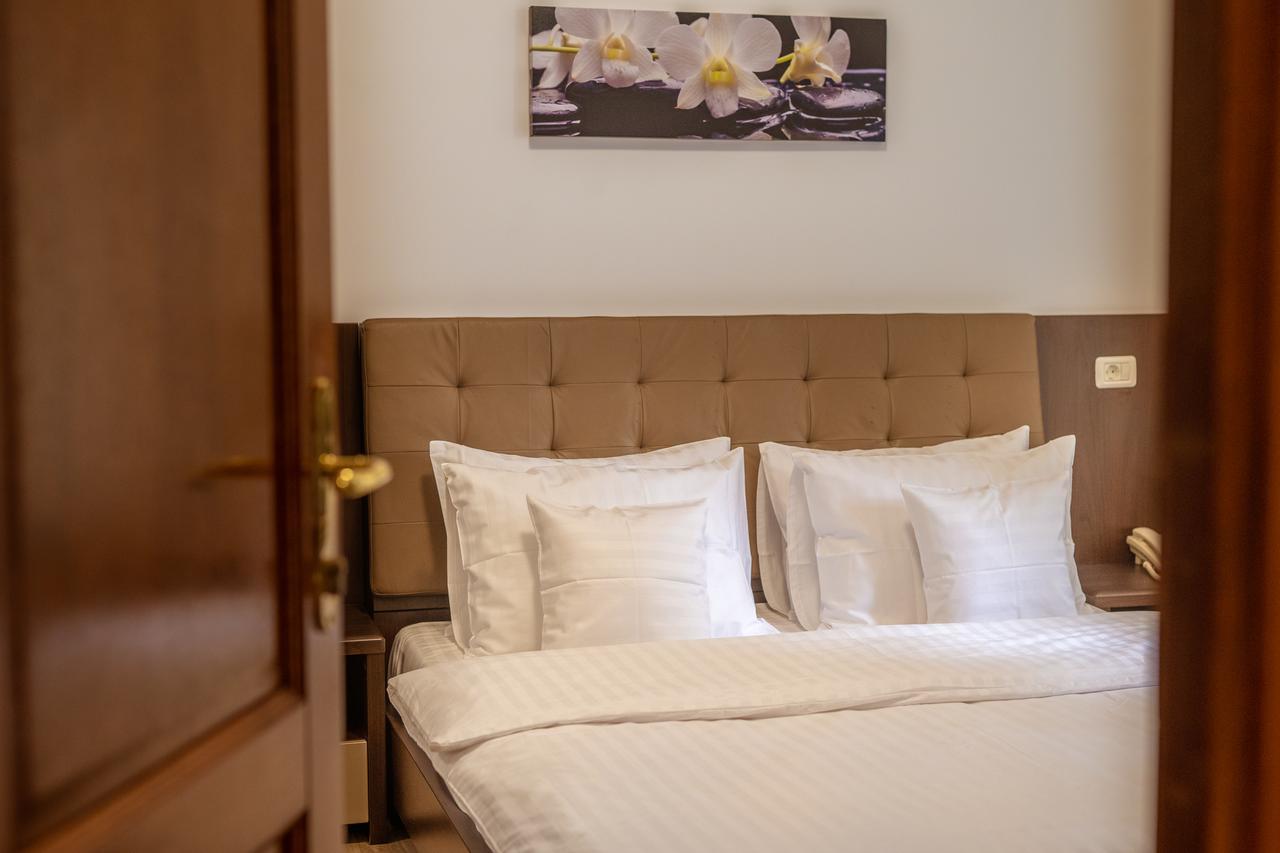 Aparthotel Bucharest Boutique By Jullie Esterno foto