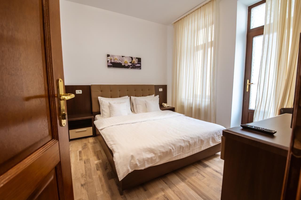 Aparthotel Bucharest Boutique By Jullie Esterno foto
