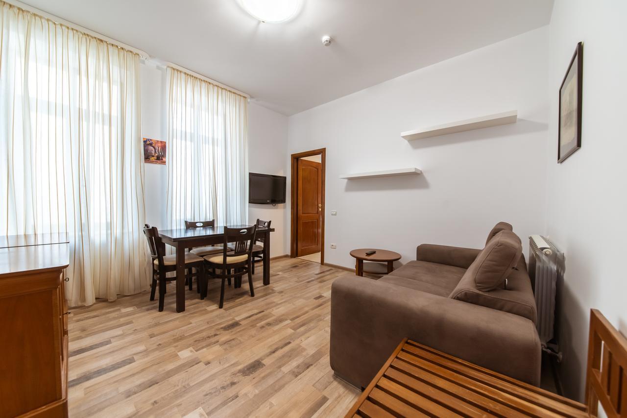 Aparthotel Bucharest Boutique By Jullie Esterno foto