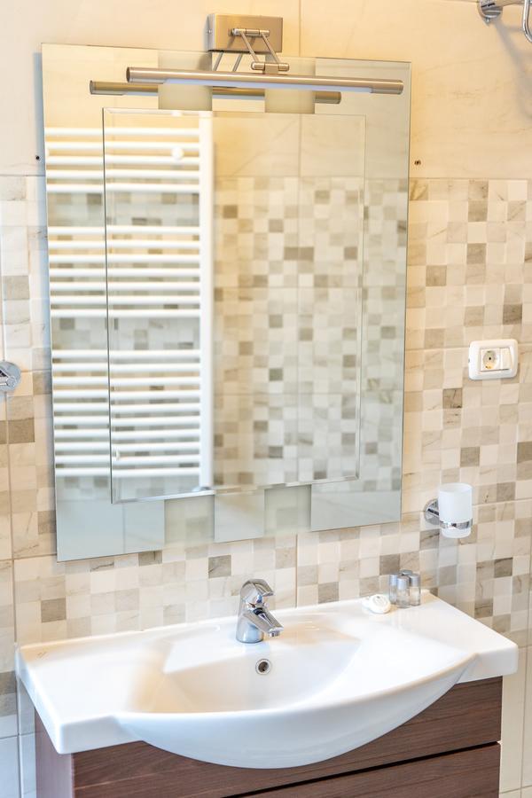 Aparthotel Bucharest Boutique By Jullie Esterno foto