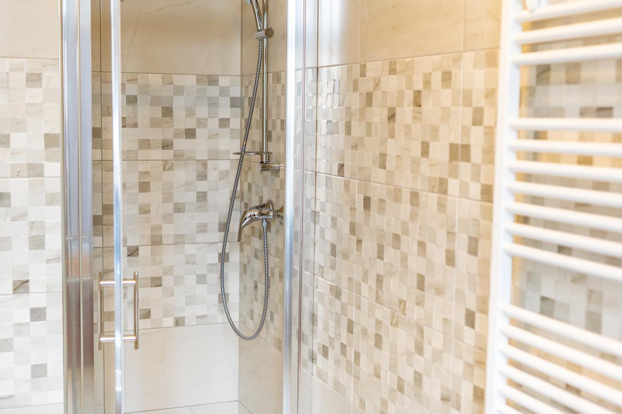 Aparthotel Bucharest Boutique By Jullie Esterno foto