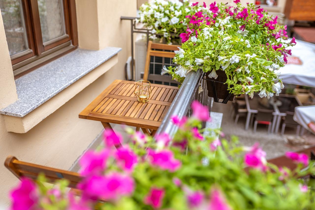 Aparthotel Bucharest Boutique By Jullie Esterno foto
