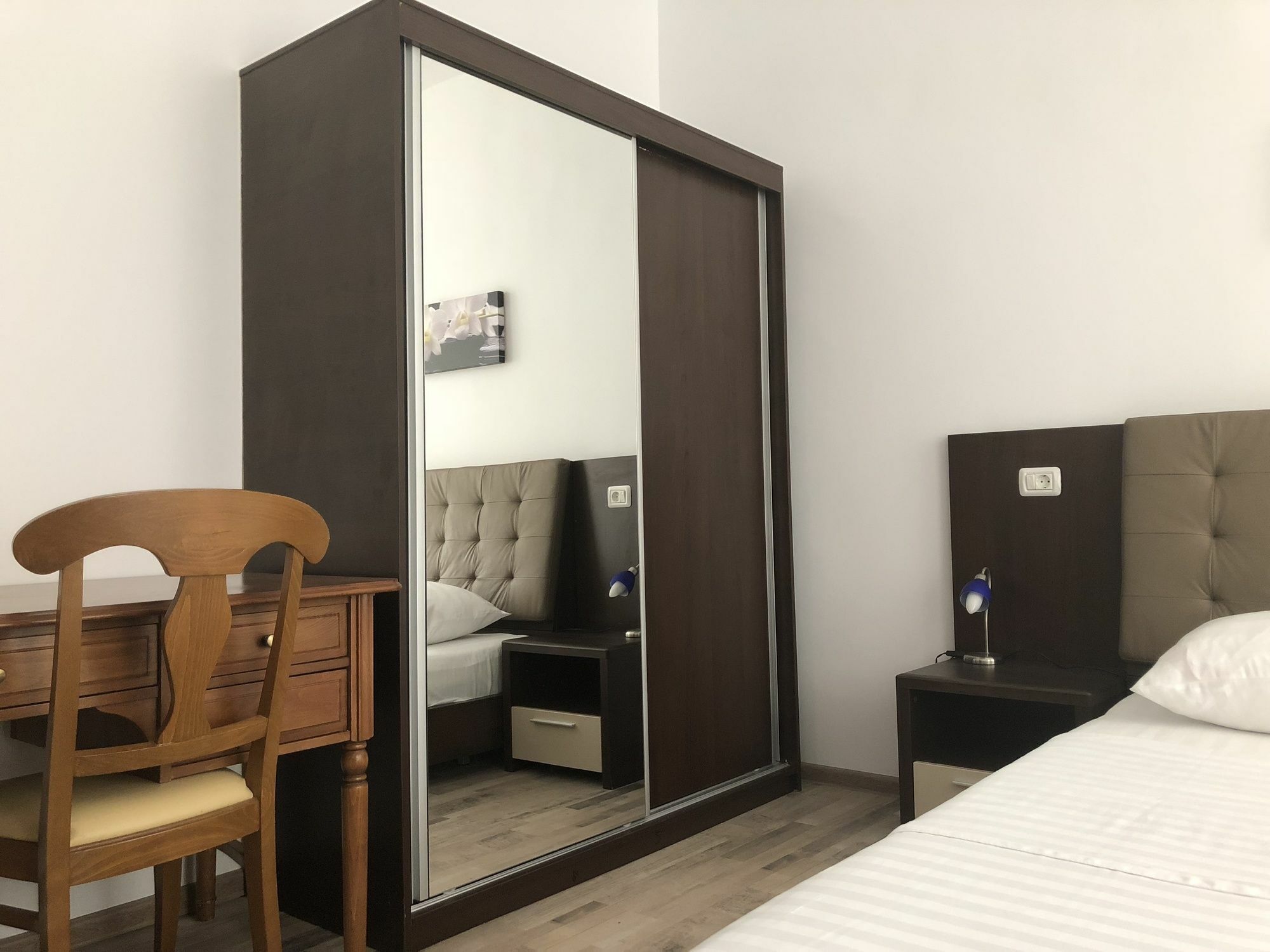 Aparthotel Bucharest Boutique By Jullie Esterno foto
